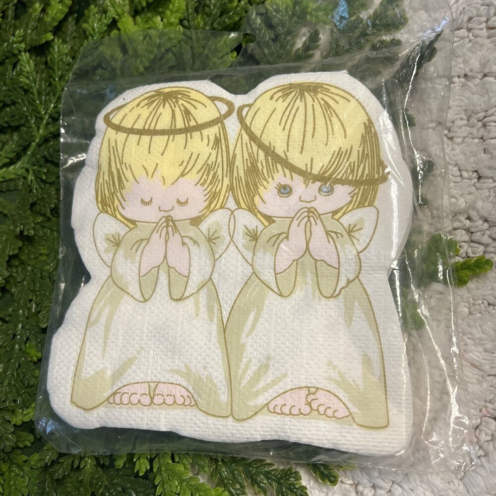 Vintage Hallmark Praying Angel Dessert Drink 16 Napkins Christmas Stars Angels